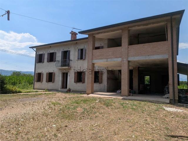 Villetta indipendente in vendita di 520 m² in Via San Marco, 45