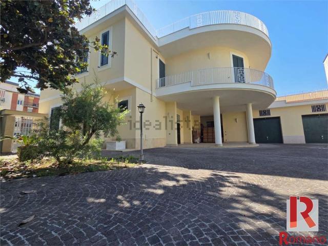 Villetta indipendente in vendita di 521 m² in Via Vittorio Emanuele II, 27