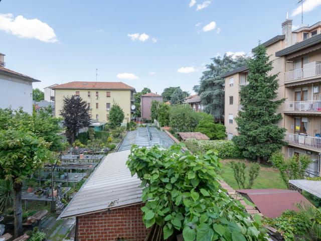 Villetta indipendente in vendita di 522 m² in Viale Certosa, 242