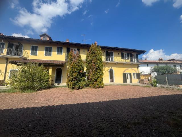 Villetta indipendente in vendita di 529 m² in Via Madonna della Neve