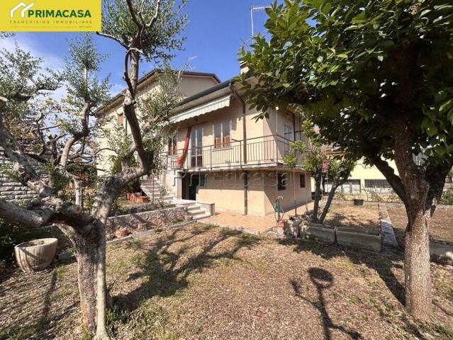 Villetta indipendente in vendita di 52 m² in Via dei Carmelitani