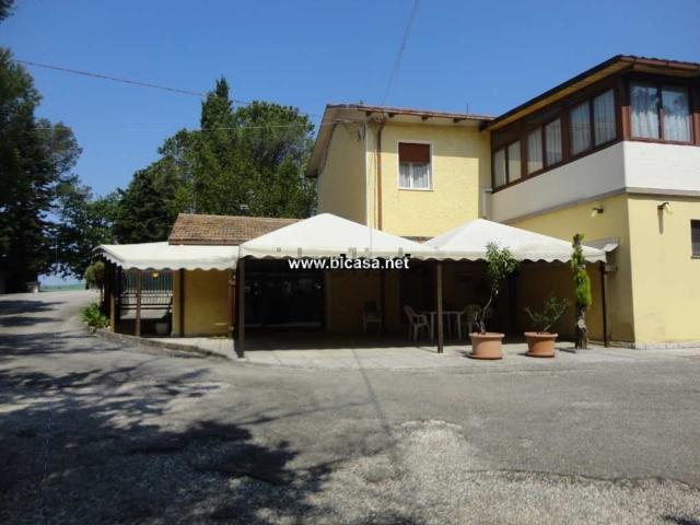 Villetta indipendente in vendita di 530 m²