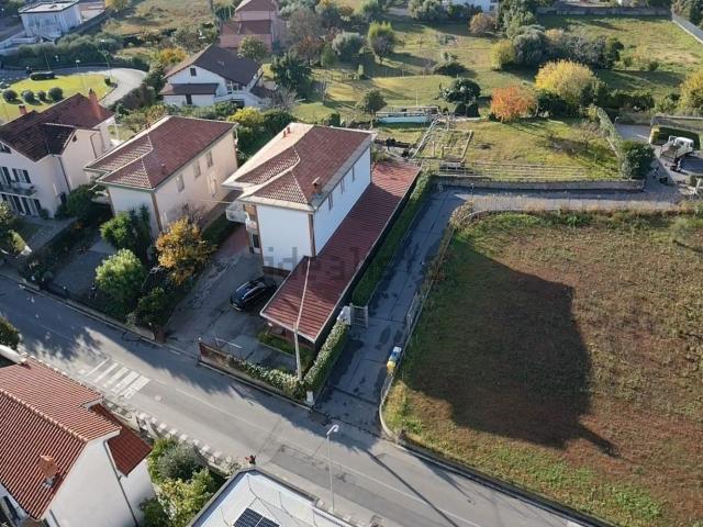 Villetta indipendente in vendita di 530 m² in Via per Pineland
