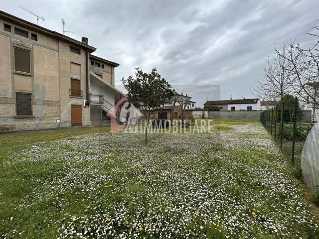 Villetta indipendente in vendita di 532 m² in Via Giuseppina, 1
