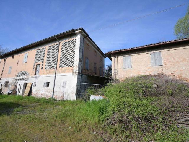 Villetta indipendente in vendita di 534 m² in Strada Nazionale per Carpi Nord, 1260