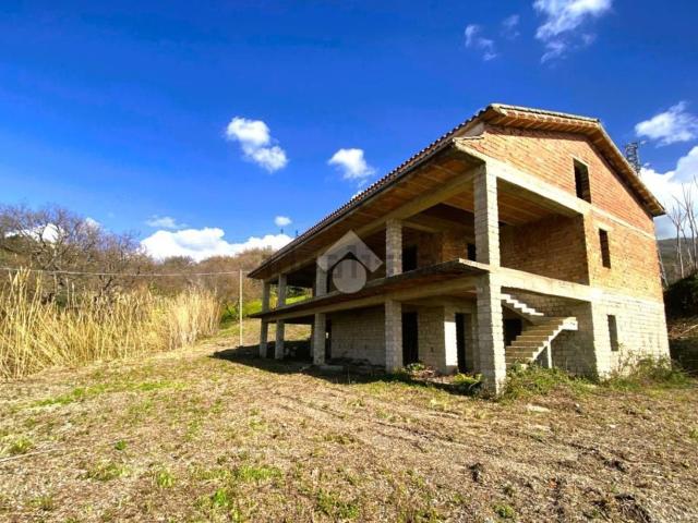 Villetta indipendente in vendita di 540 m² in Via S. Michele