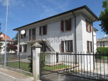 Villetta indipendente in vendita di 545 m² in Via Giovanni Rossi