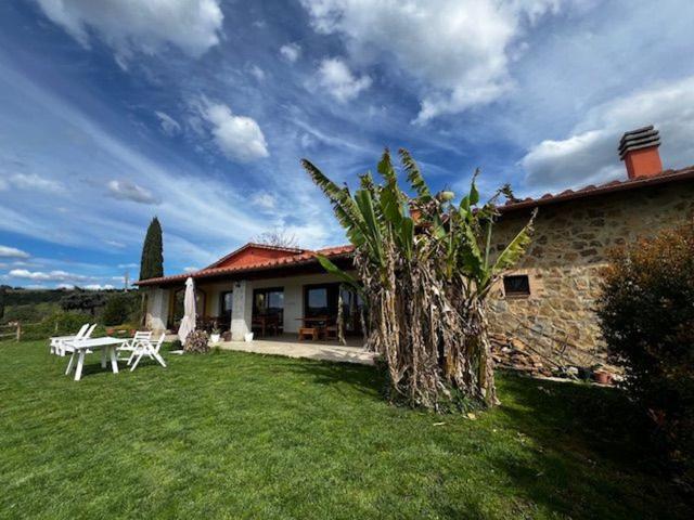 Villetta indipendente in vendita di 550 m²