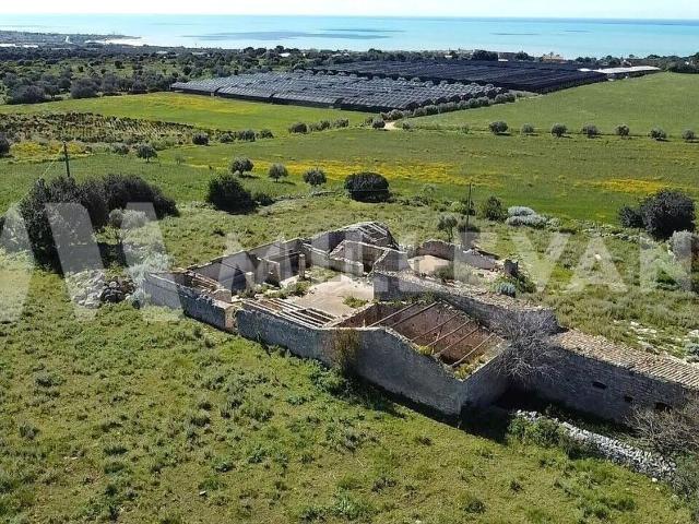 Villetta indipendente in vendita di 550 m²