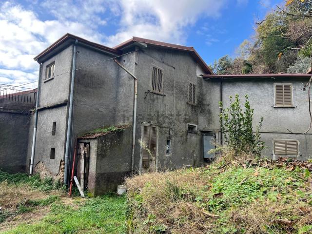 Villetta indipendente in vendita di 550 m²