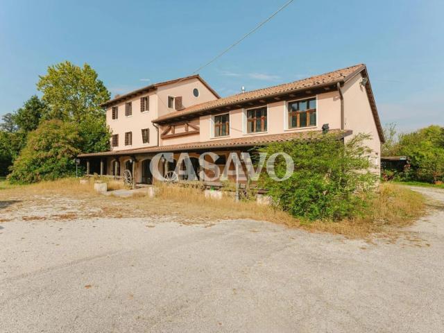Villetta indipendente in vendita di 550 m² in Via della Croce, 14