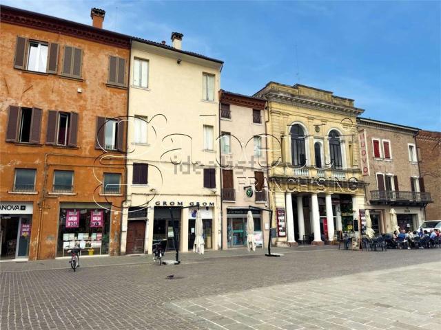 Villetta indipendente in vendita di 550 m² in Piazza Trento Trieste