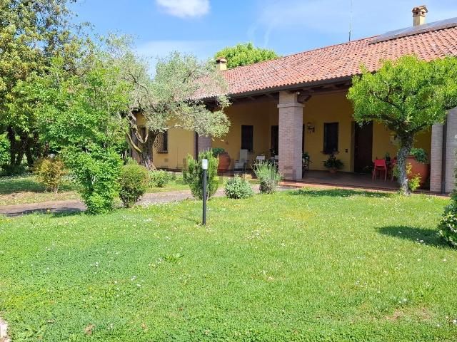 Villetta indipendente in vendita di 551 m²