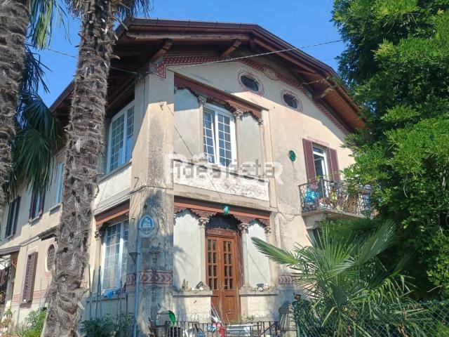 Villetta indipendente in vendita di 552 m² in Via Giuseppe Mazzini, 11