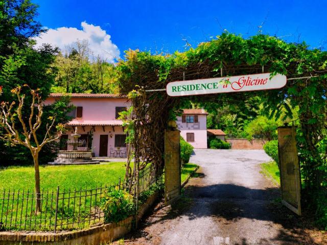 Villetta indipendente in vendita di 556 m² in Via Baglioni, 19