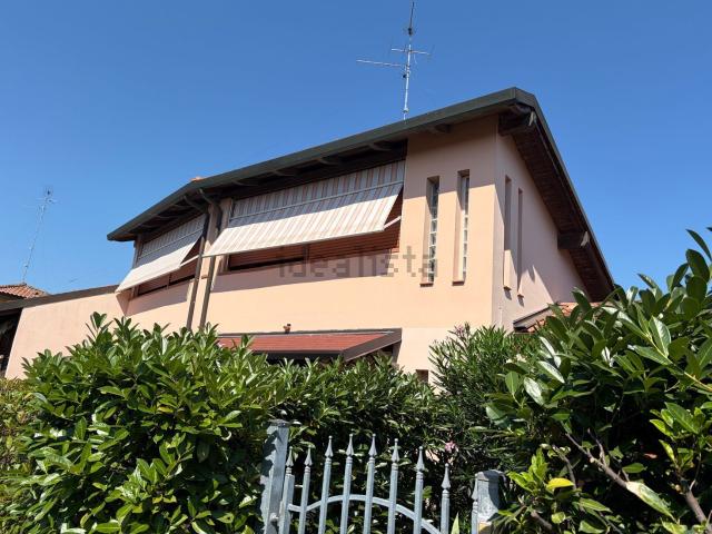 Villetta indipendente in vendita di 55 m² in Via Bora Bora, 4