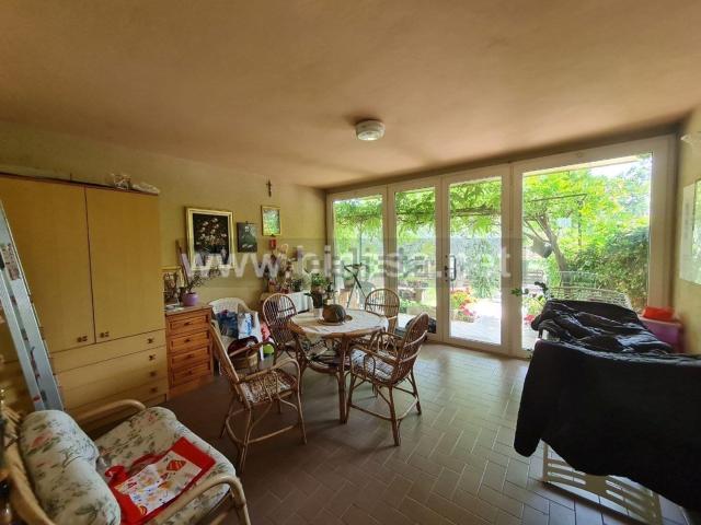 Villetta indipendente in vendita di 563 m² in Via Risara