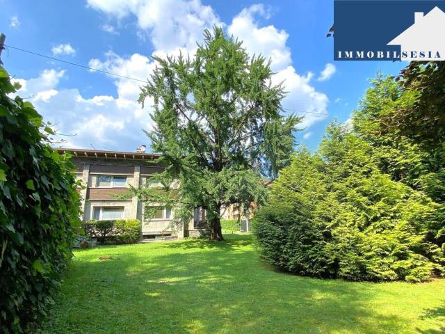Villetta indipendente in vendita di 565 m² in Corso Pietro Rolandi, 31