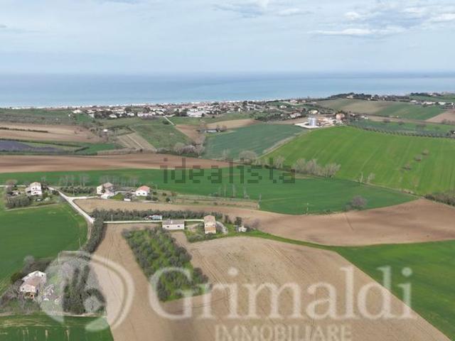 Villetta indipendente in vendita di 566 m² in Strada della Grancetta, 21