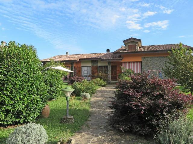 Villetta indipendente in vendita di 570 m² in Viale dei Menhir