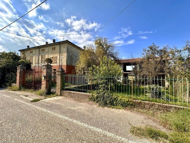 Villetta indipendente in vendita di 580 m² in Via dei Vigneti