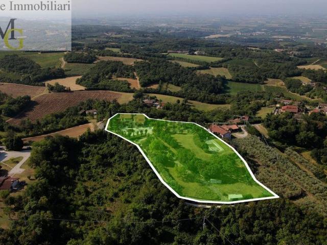 Villetta indipendente in vendita di 590 m² in Via Grotte, 25
