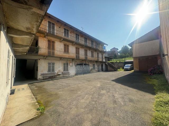 Villetta indipendente in vendita di 590 m² in Corso Libertà, 33