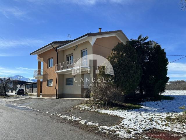 Villetta indipendente in vendita di 590 m² in Strada di San Gottardo