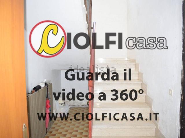 Villetta indipendente in vendita di 592 m² in Via Basilea, 287