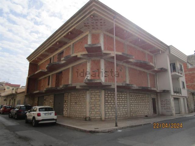 Villetta indipendente in vendita di 593 m² in Via Giacomo Matteotti