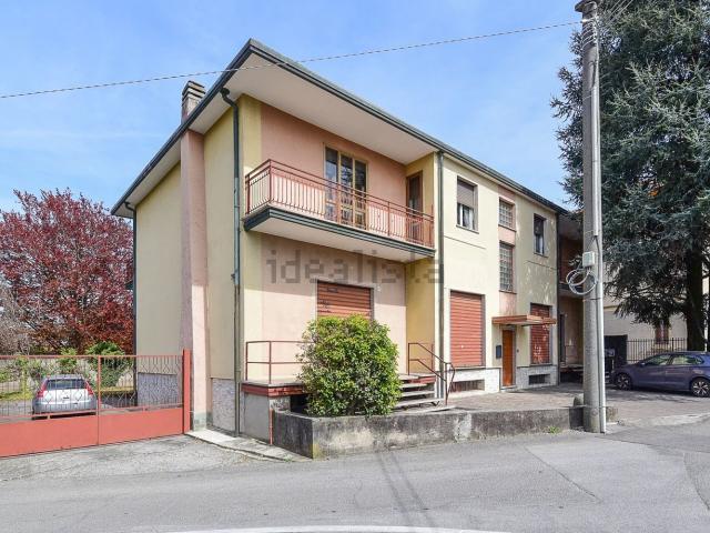 Villetta indipendente in vendita di 595 m² in Via Magenta, 65