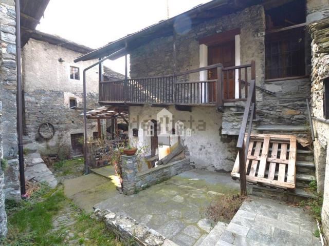 Villetta indipendente in vendita di 63 m² in Frazione Pied de Ville, 16