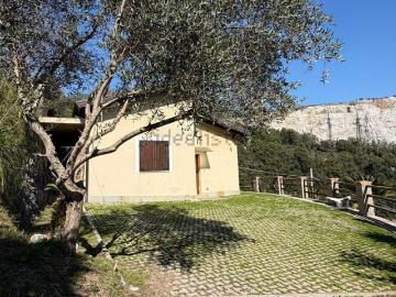 Villetta indipendente in vendita di 63 m² in Strada Provinciale Croce