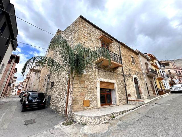 Villetta indipendente in vendita di 63 m² in Via Giuseppe Verdi, 33