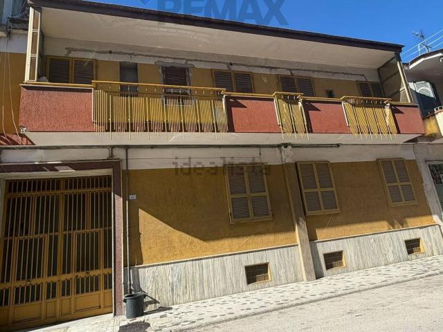 Villetta indipendente in vendita di 600 m²