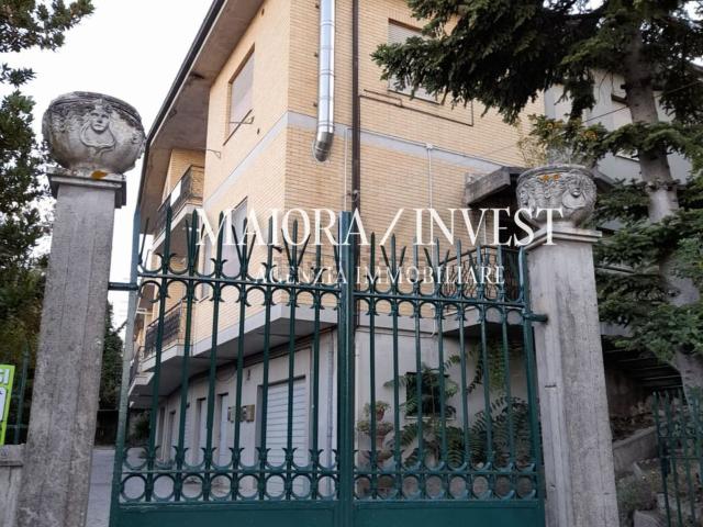 Villetta indipendente in vendita di 600 m²