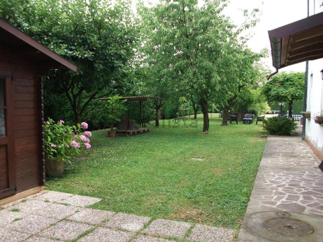 Villetta indipendente in vendita di 600 m²
