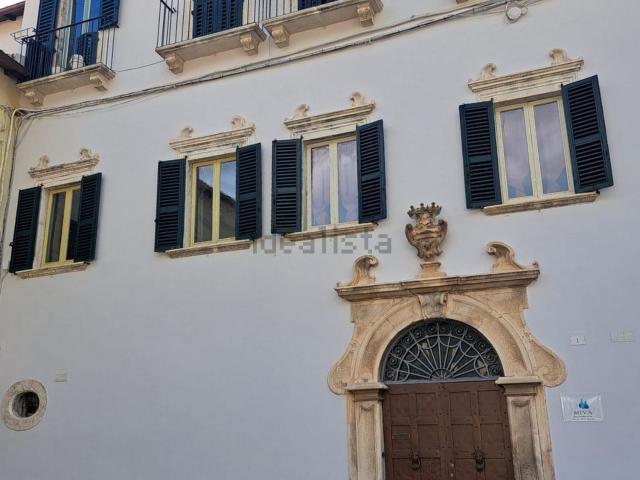 Villetta indipendente in vendita di 600 m²