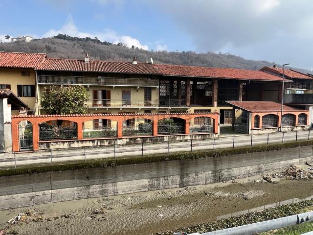 Villetta indipendente in vendita di 600 m² in Via degli Orti, 11