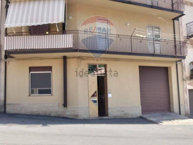 Villetta indipendente in vendita di 600 m² in Via della Vittoria, 79
