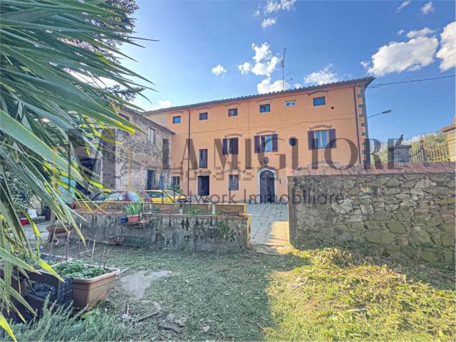 Villetta indipendente in vendita di 600 m² in Via Marlianese, 35