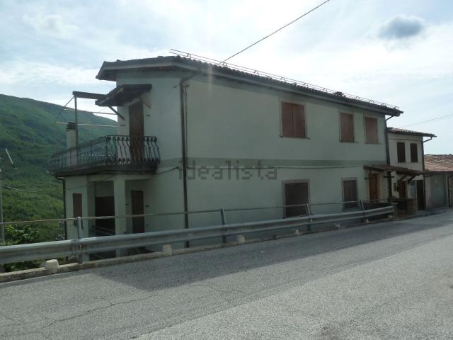 Villetta indipendente in vendita di 600 m² in Via Tiburtina Valeria