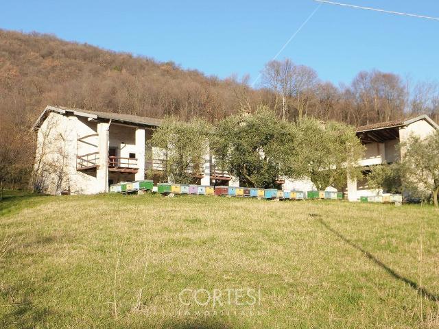 Villetta indipendente in vendita di 600 m² in Via Vago, 72
