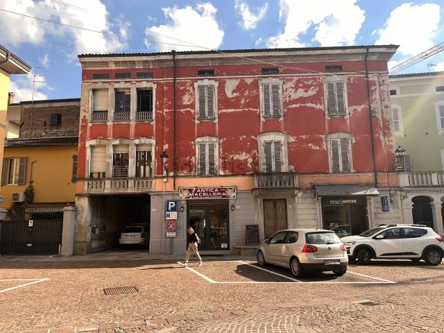Villetta indipendente in vendita di 600 m² in Piazza Alfredo Avanzini, 3