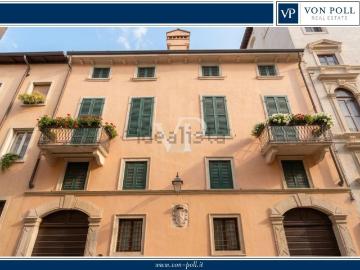 Villetta indipendente in vendita di 600 m² in Piazza Erbe