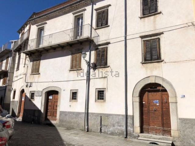 Villetta indipendente in vendita di 600 m² in Piazza Plebiscito, 6