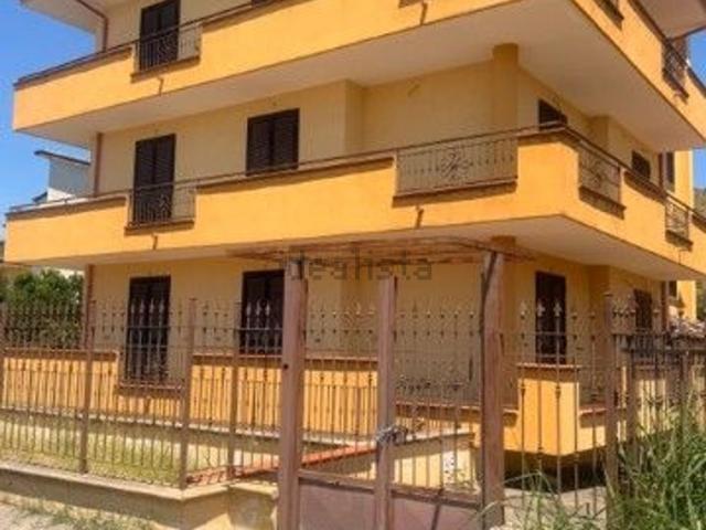 Villetta indipendente in vendita di 604 m² in Via Padre Giovanni Semeria, 9