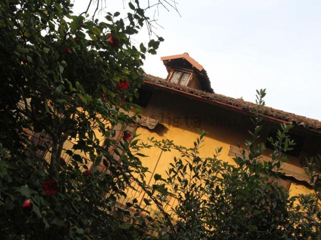 Villetta indipendente in vendita di 605 m²