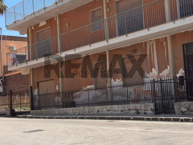 Villetta indipendente in vendita di 609 m² in Via Giacomo Matteotti, 39
