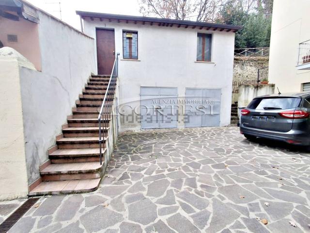 Villetta indipendente in vendita di 60 m² in Strada Ponte d&apos Oddi